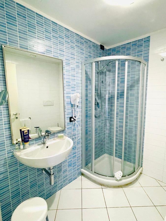 Regina Beach Holiday Apartments Тиррения Экстерьер фото